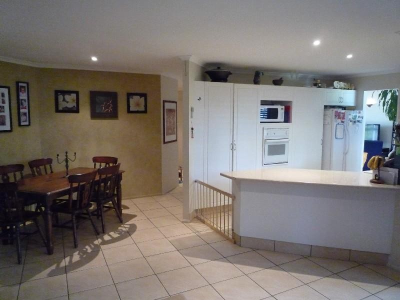 26 Zoeller Drive, Parkwood QLD 4214