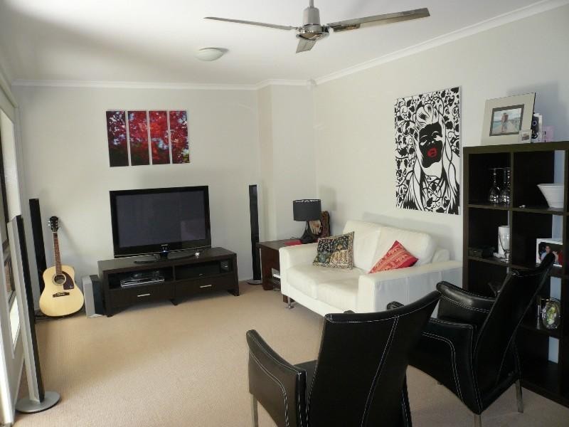 1/74 Botanical Drive, Labrador QLD 4215