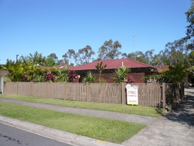 1/74 Botanical Drive, Labrador QLD 4215