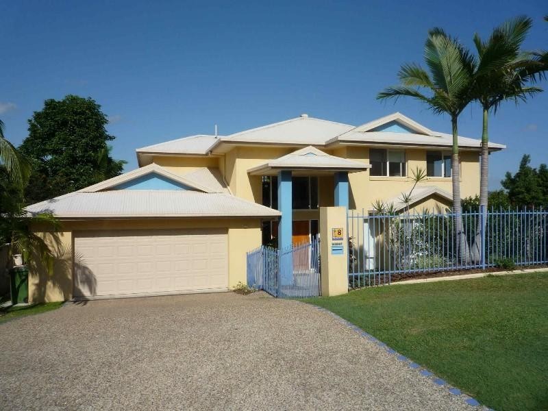 8 O’Brien Court, Arundel QLD 4214