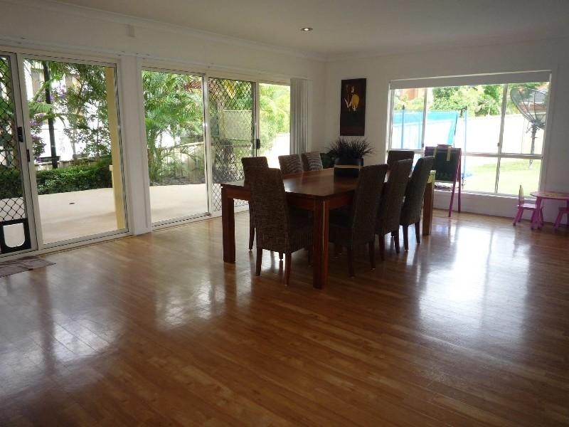 8 O’Brien Court, Arundel QLD 4214