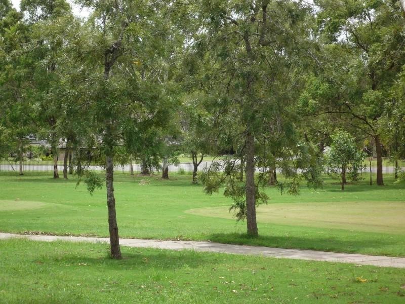 37 Chichester Drive, Arundel QLD 4214