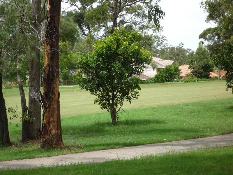 37 Chichester Drive, Arundel QLD 4214