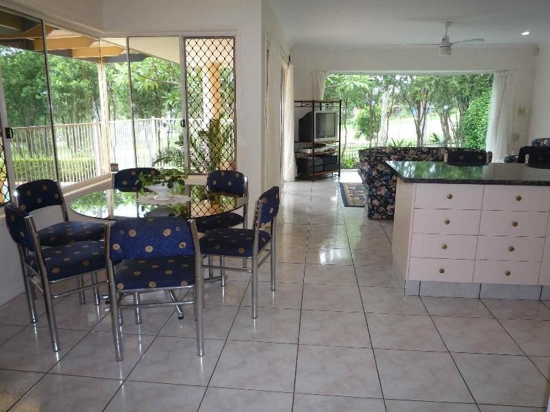 37 Chichester Drive, Arundel QLD 4214