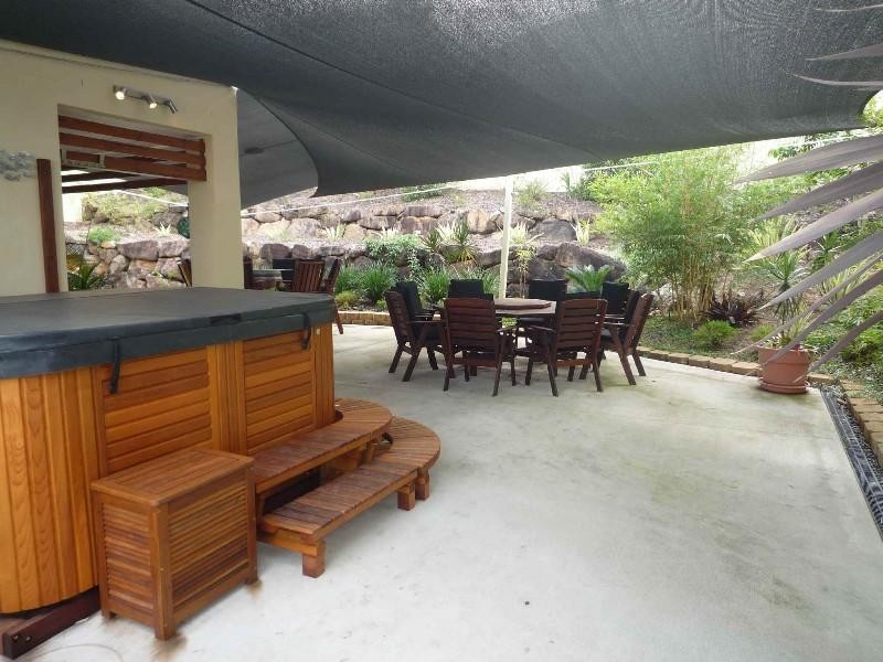 7 Mellissah Crescent, Arundel QLD 4214