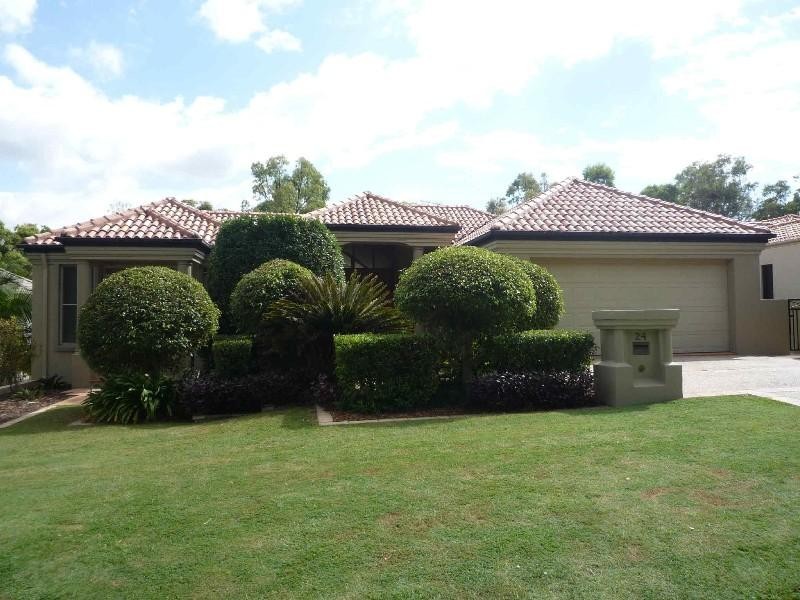 24 Jarvis Place, Arundel QLD 4214