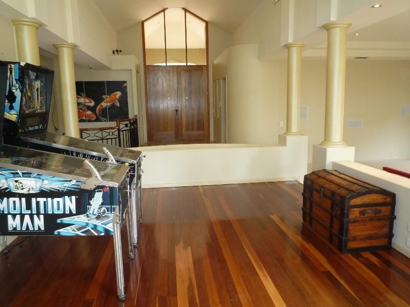 24 Jarvis Place, Arundel QLD 4214
