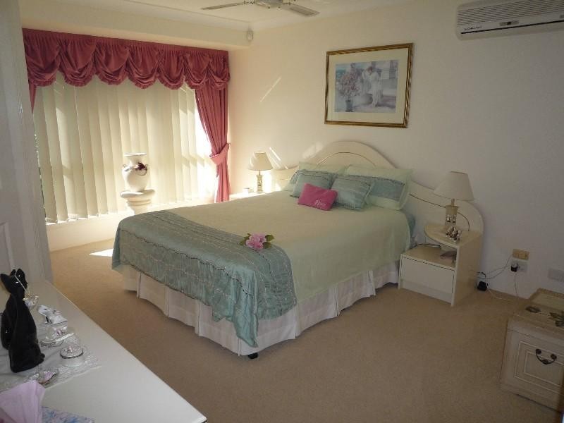44 Ingles Circuit, Arundel QLD 4214