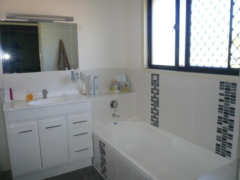 11 Everest Drive, Southport QLD 4215