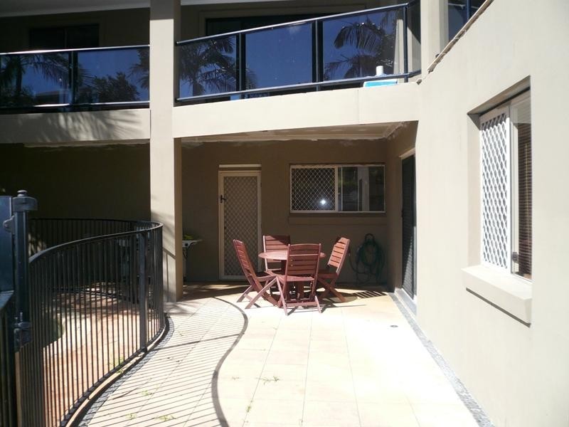 11 Everest Drive, Southport QLD 4215