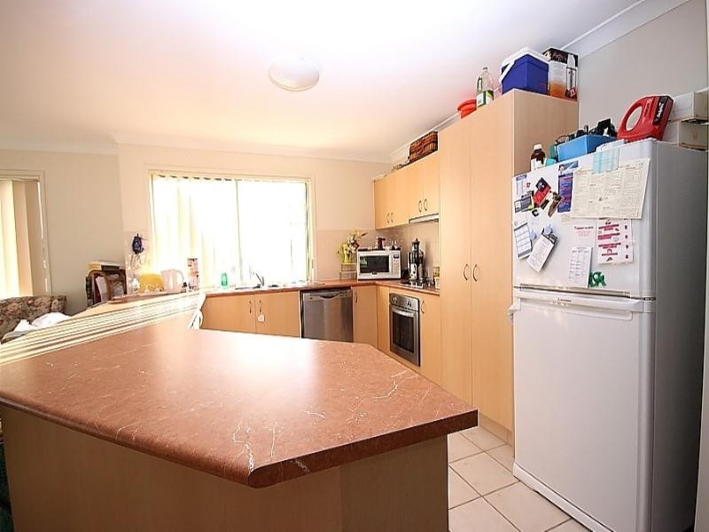 9 Respall Way, Arundel QLD 4214