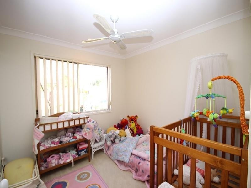 9 Respall Way, Arundel QLD 4214