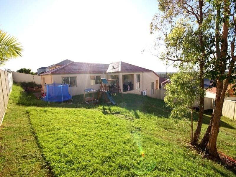 9 Respall Way, Arundel QLD 4214
