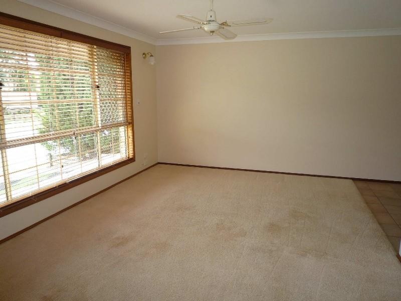 37 Allied Drive, Arundel QLD 4214