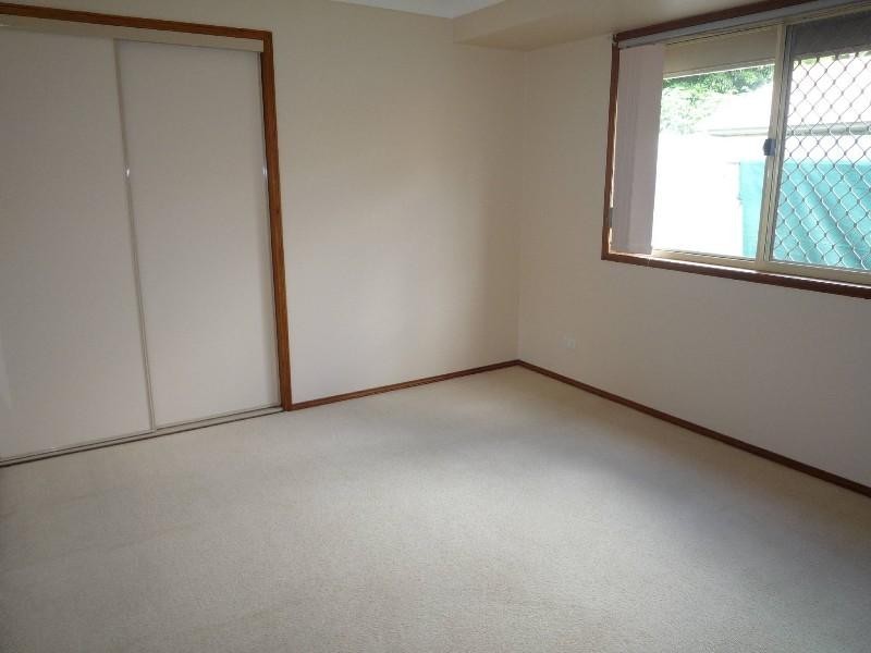 37 Allied Drive, Arundel QLD 4214