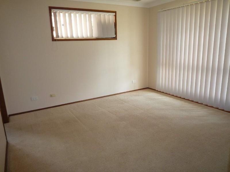 37 Allied Drive, Arundel QLD 4214