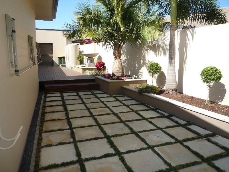 7 Blackfen Court, Arundel QLD 4214