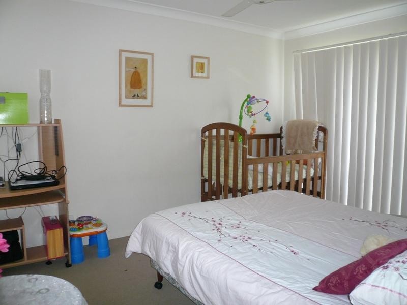 19 Tomah Street, Pacific Pines QLD 4211