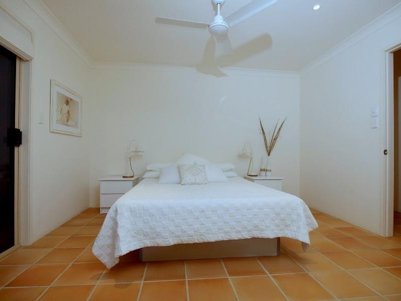 48 Fitzalan Circuit, Arundel QLD 4214