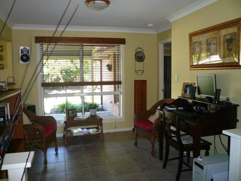 2 Tee Trees Blvde, Arundel QLD 4214