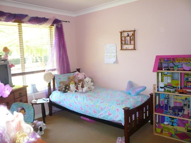 2 Tee Trees Blvde, Arundel QLD 4214