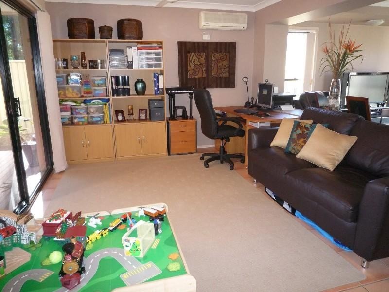 46 Christina Ryan Way, Arundel QLD 4214