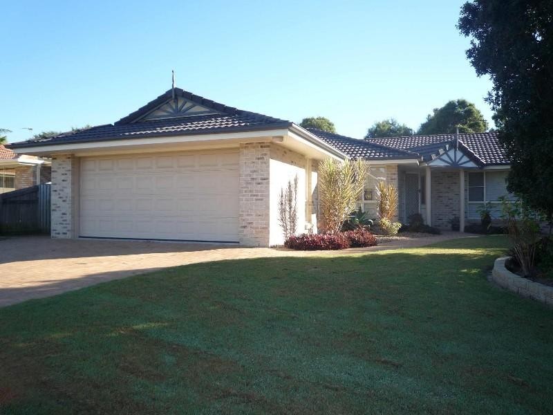 5 Hazeltine Place, Parkwood QLD 4214
