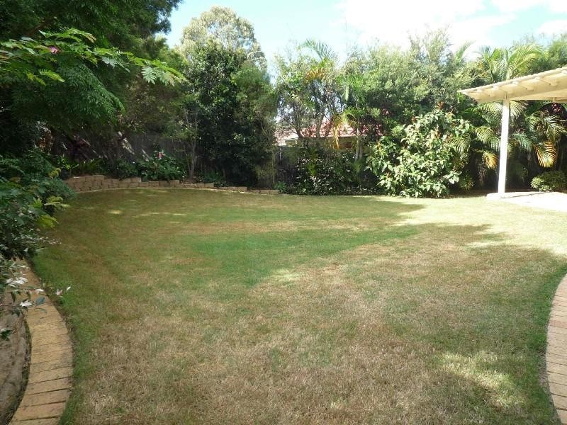 5 Hazeltine Place, Parkwood QLD 4214