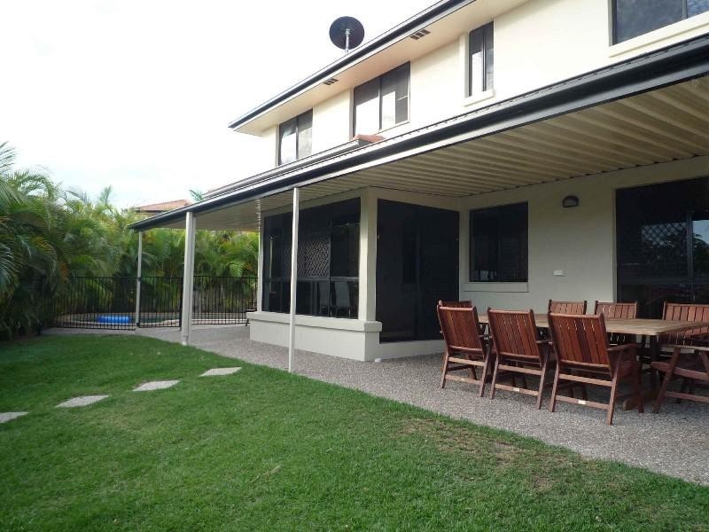 10 Orpington Court, Arundel QLD 4214