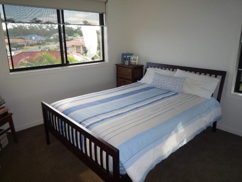 10 Orpington Court, Arundel QLD 4214