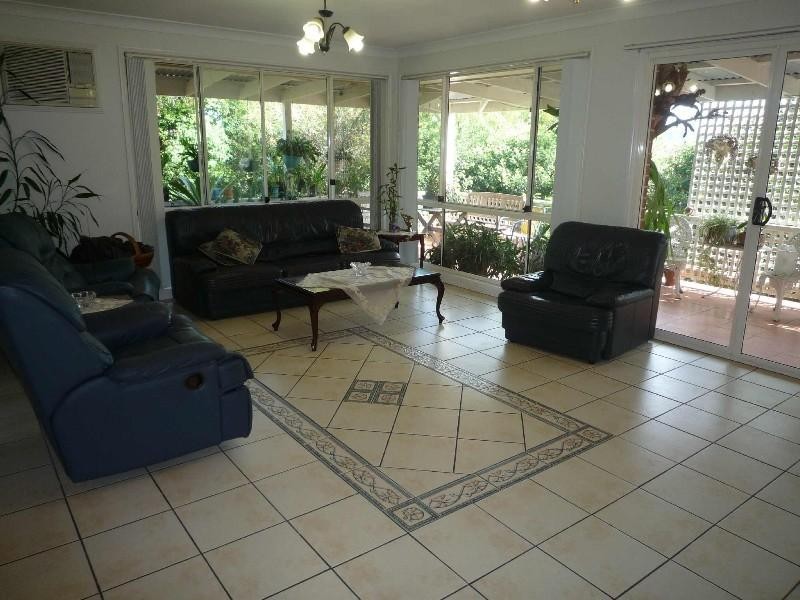 68 Ingles Circuit, Arundel QLD 4214