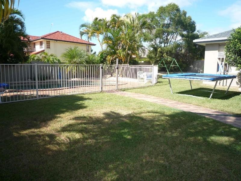 11 Fitzalan Circuit, Arundel QLD 4214