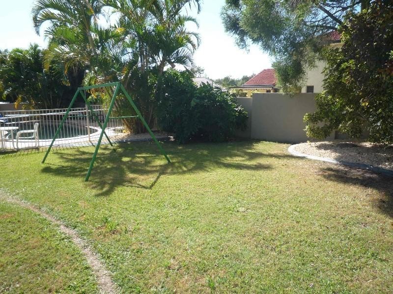 11 Fitzalan Circuit, Arundel QLD 4214