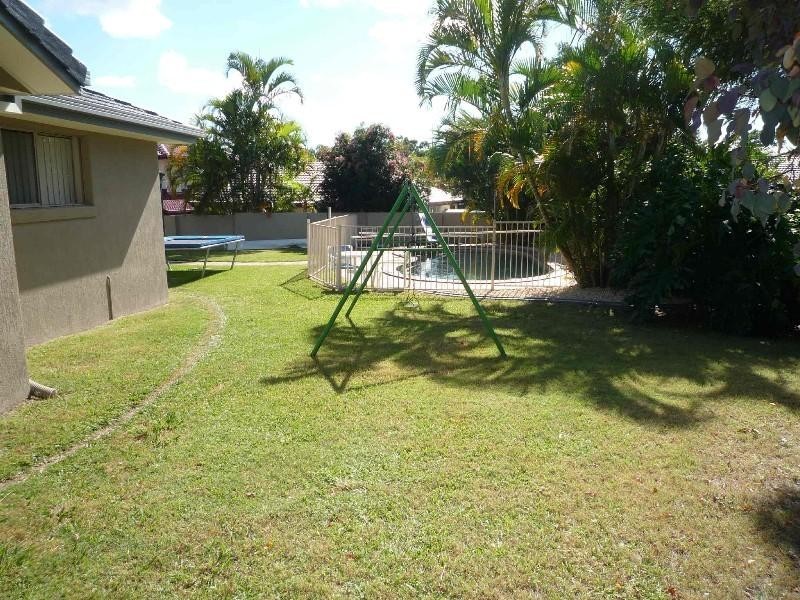 11 Fitzalan Circuit, Arundel QLD 4214