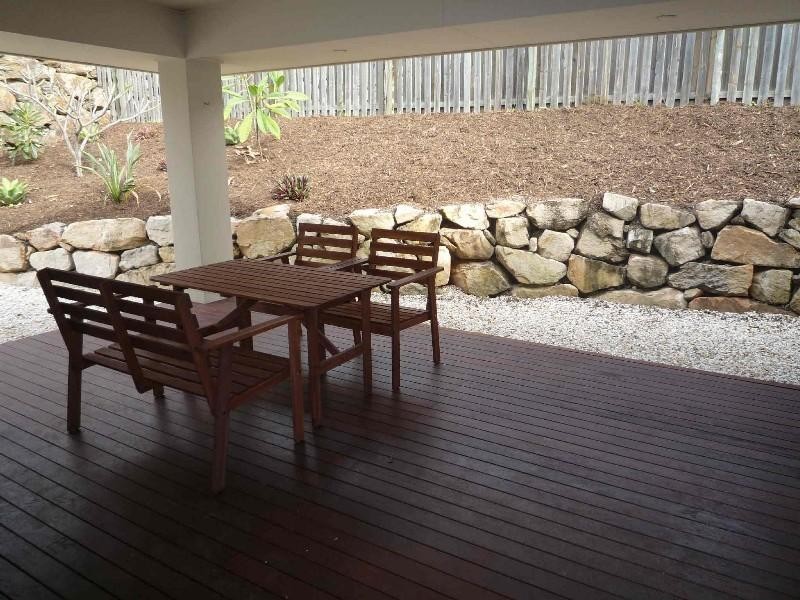 2 Tuggeranong Avenue, Pacific Pines QLD 4211