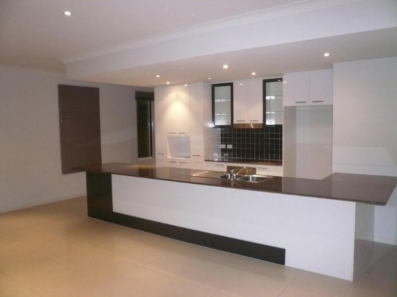 3/18 Minnie Street, Southport QLD 4215