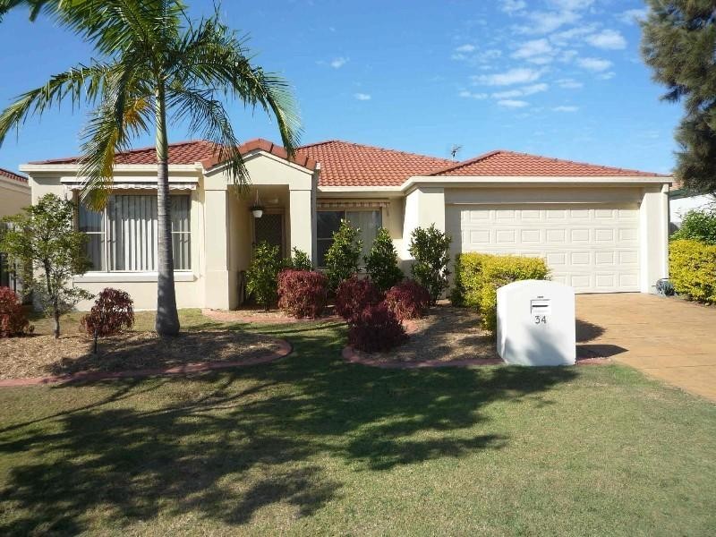 34 Marble Arch Place, Arundel QLD 4214
