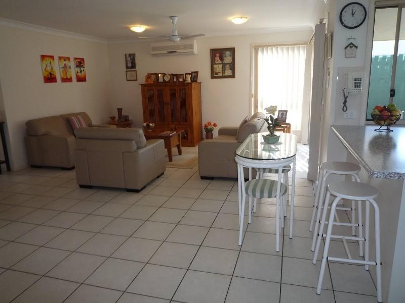 34 Marble Arch Place, Arundel QLD 4214