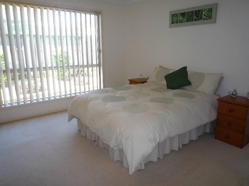 34 Marble Arch Place, Arundel QLD 4214