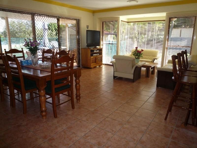 259 Napper Road, Arundel QLD 4214