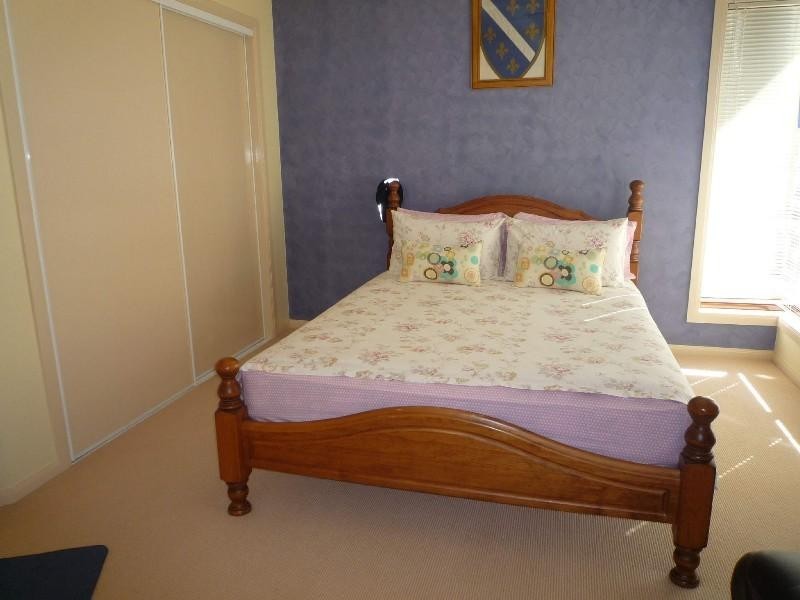 259 Napper Road, Arundel QLD 4214