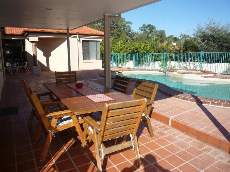 259 Napper Road, Arundel QLD 4214