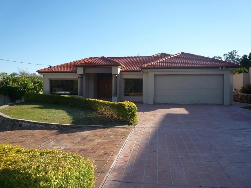 259 Napper Road, Arundel QLD 4214