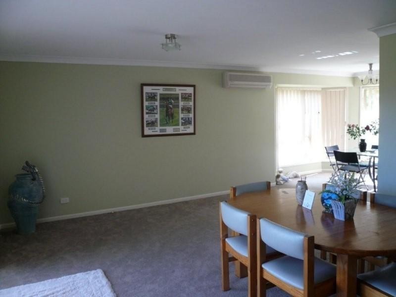 11 Tee Trees Boulevard, Arundel QLD 4214