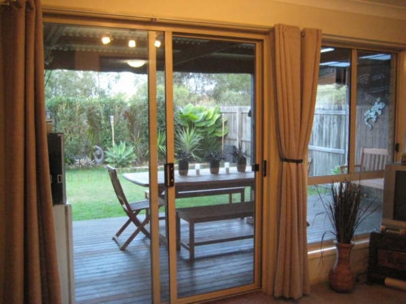 179 Greenacre Drive, Arundel QLD 4214