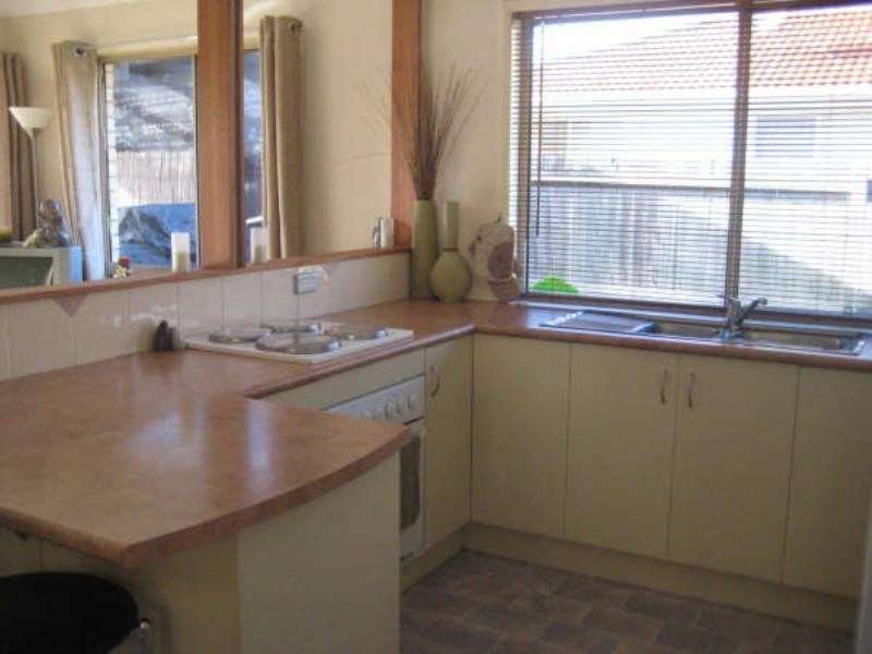 179 Greenacre Drive, Arundel QLD 4214