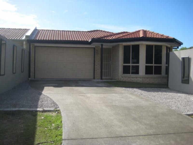 179 Greenacre Drive, Arundel QLD 4214