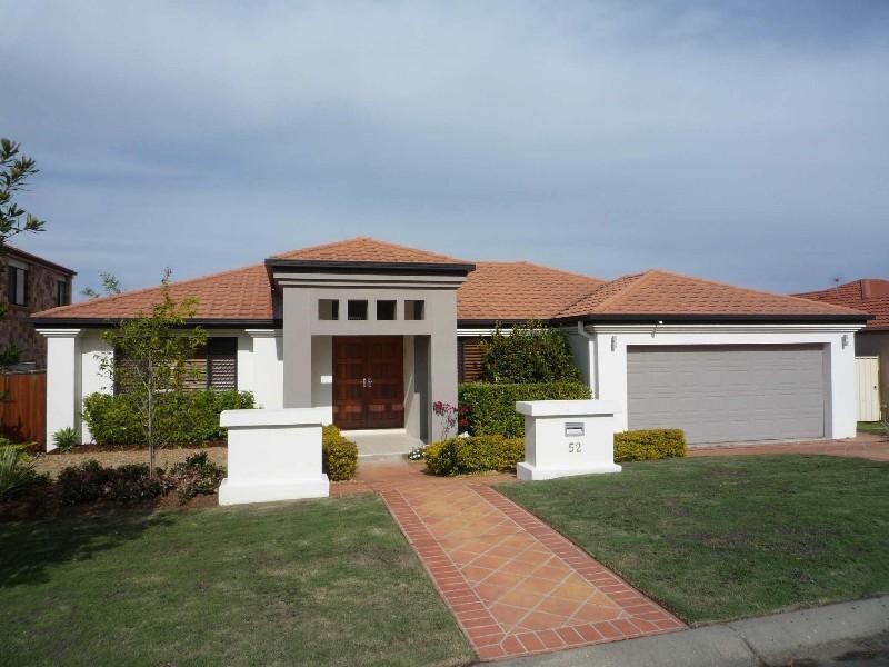 52 Ingles Circuit, Arundel QLD 4214