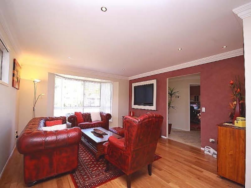 30 Clubhouse Drive, Arundel QLD 4214