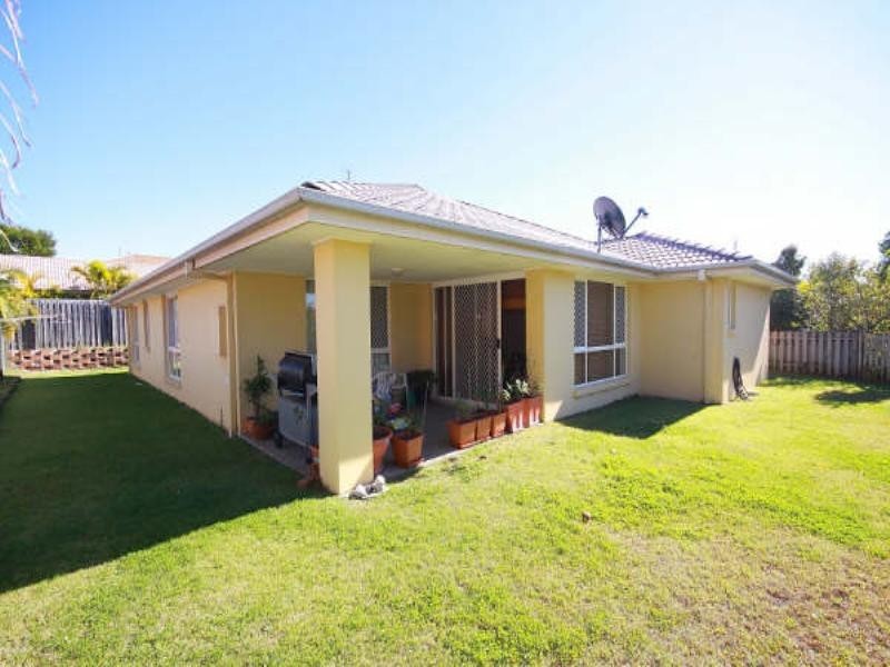 2 Greensborough Crescent, Parkwood QLD 4214